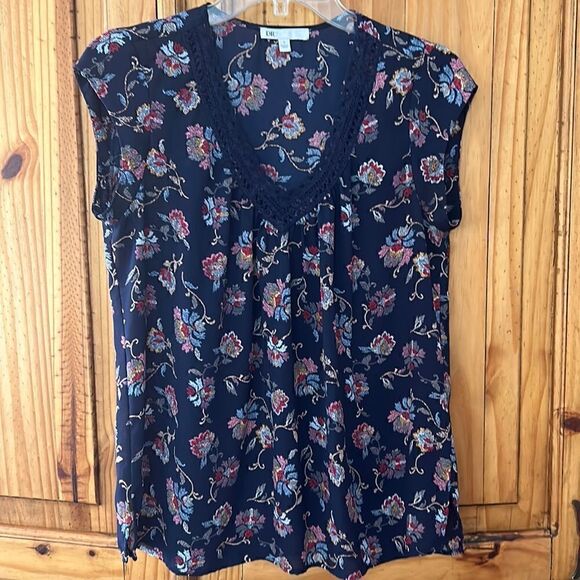 DR2 Tops - DR2 Floral Top with Lace